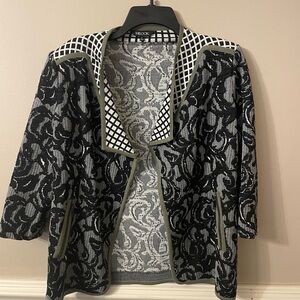 Women’s Misook Small Black and White Patterned Jacket Knit Sweater Top